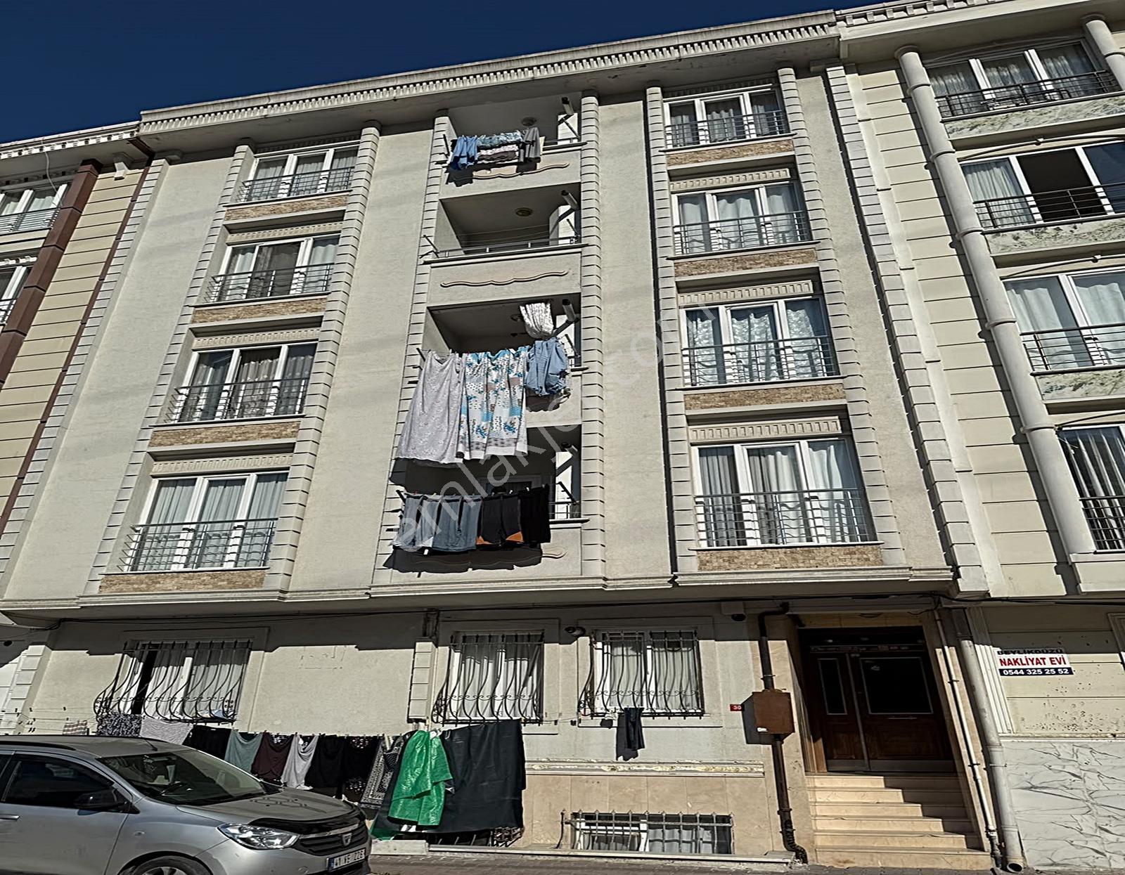 Beylikdüzü Arena'dan Yeşilkent Mahallesinde 2+1 Satılık Daire — fotoğraf 23