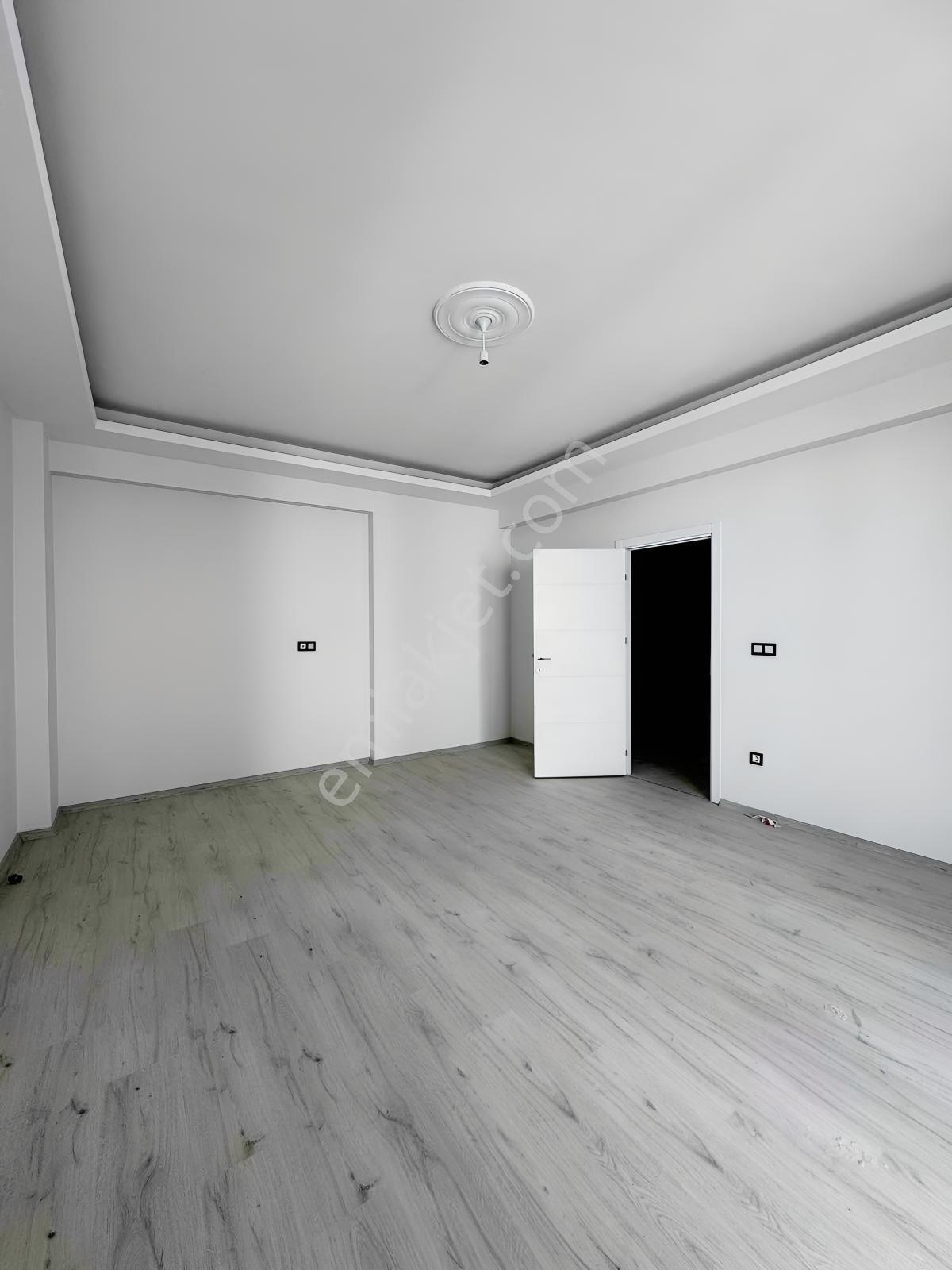 Armutlu'nun En Güzel Mevkiisinde Denize Çok Yakın Daire — fotoğraf 5