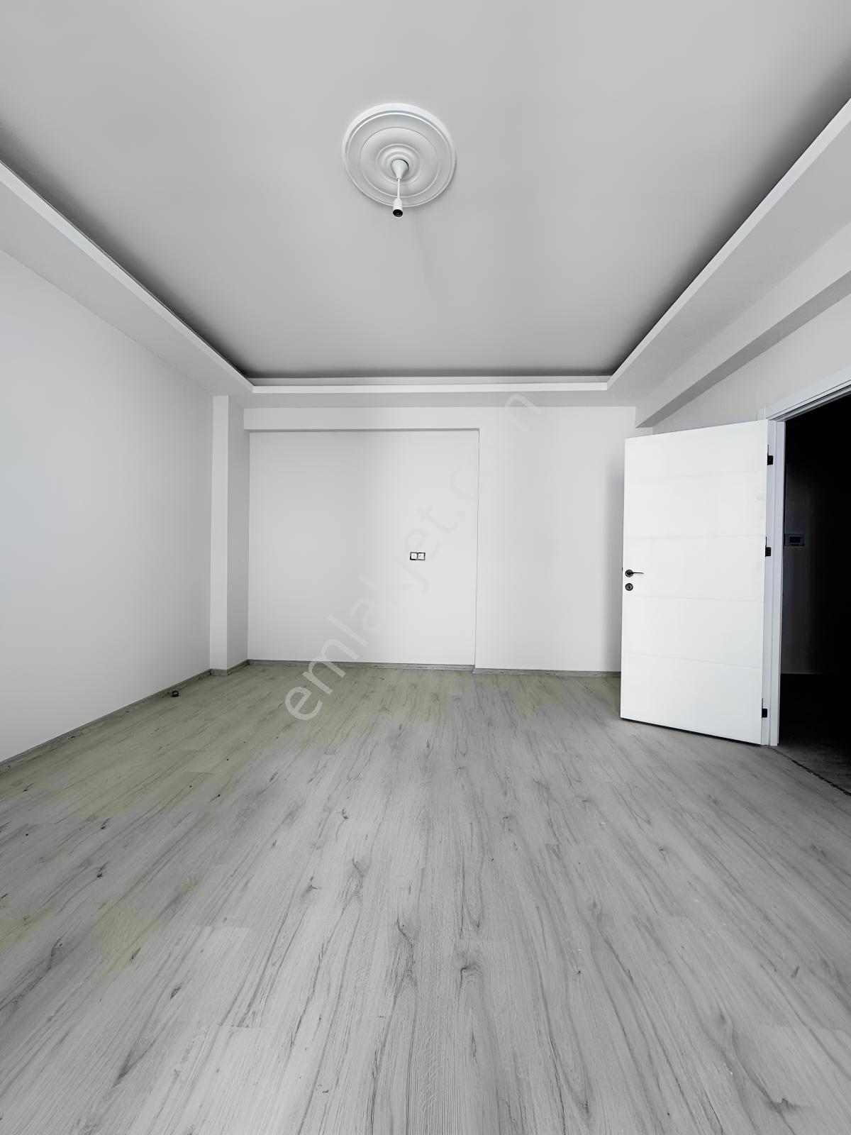 Armutlu'nun En Güzel Mevkiisinde Denize Çok Yakın Daire — fotoğraf 7