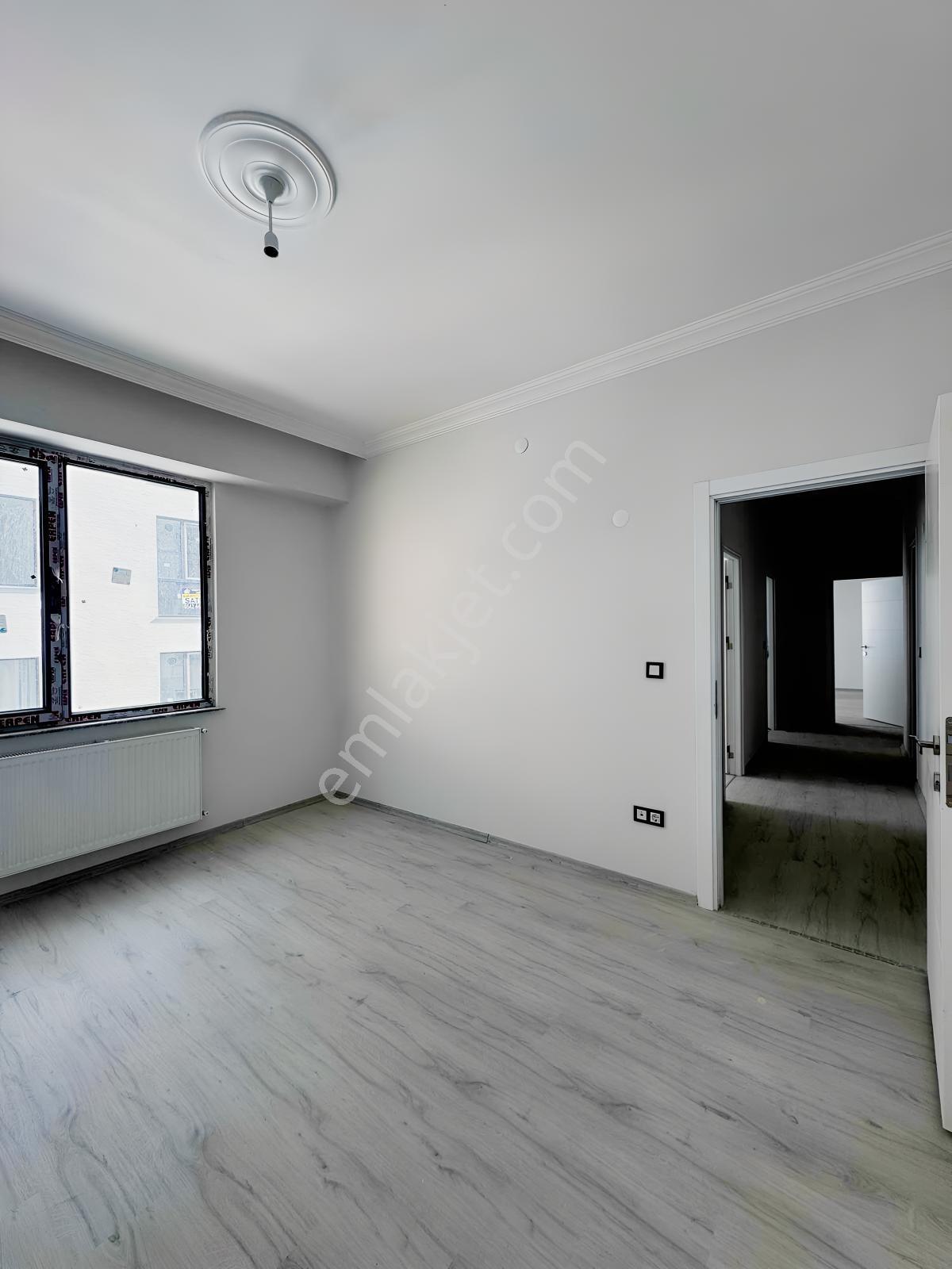 Armutlu'nun En Güzel Mevkiisinde Denize Çok Yakın Daire — fotoğraf 22