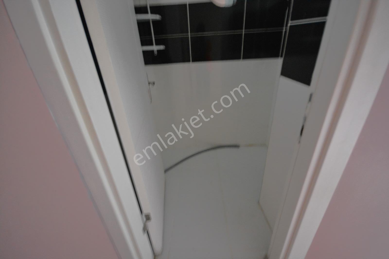 Satılık Toprak Temazsız!3 Banyolu Balkonlu 95 M2 Fırsat Daire! — fotoğraf 18