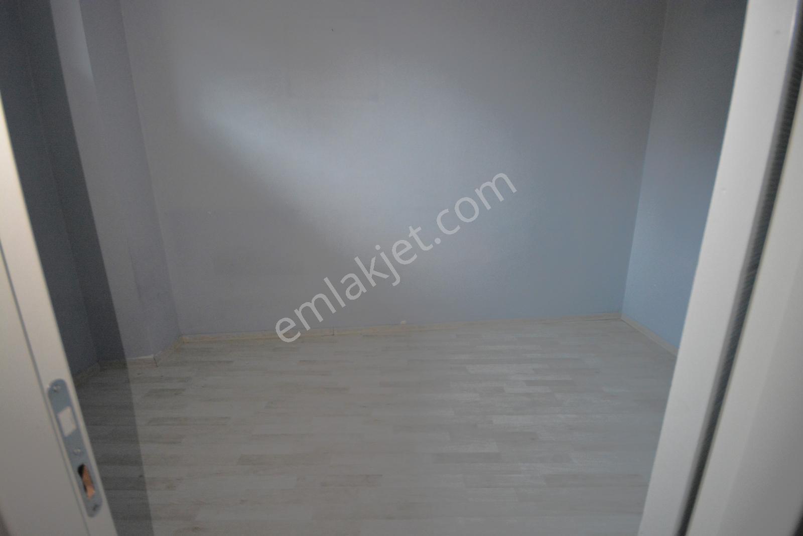 Satılık Toprak Temazsız!3 Banyolu Balkonlu 95 M2 Fırsat Daire! — fotoğraf 20