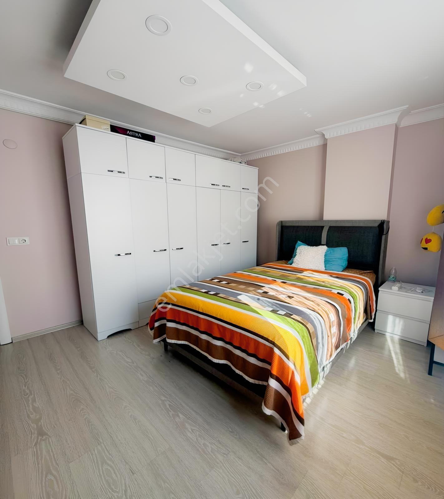 Yeşilovada Cennet Metrobüse 5 Dakika Mesafede Çok Geniş 3+1 — fotoğraf 16