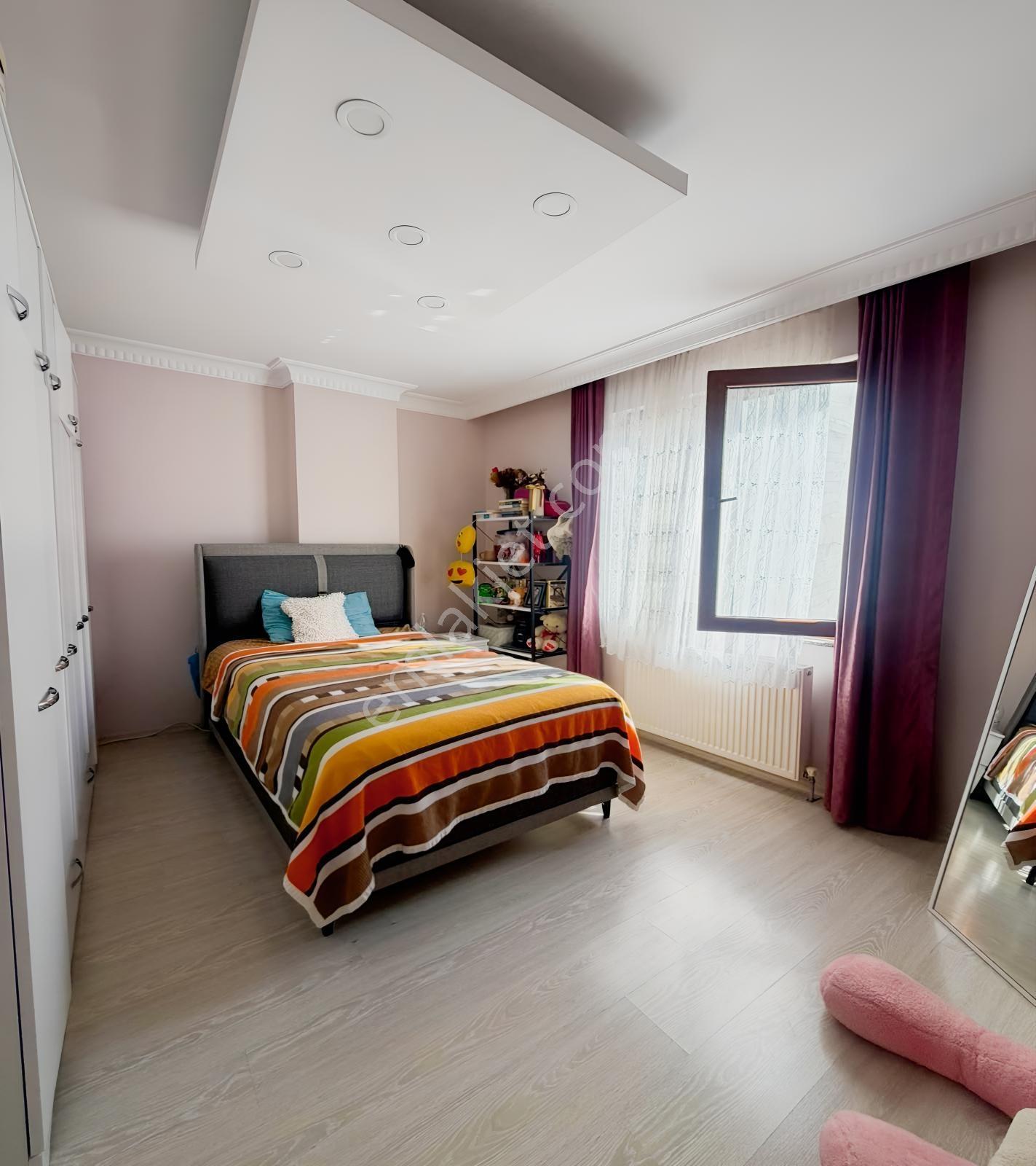 Yeşilovada Cennet Metrobüse 5 Dakika Mesafede Çok Geniş 3+1 — fotoğraf 17