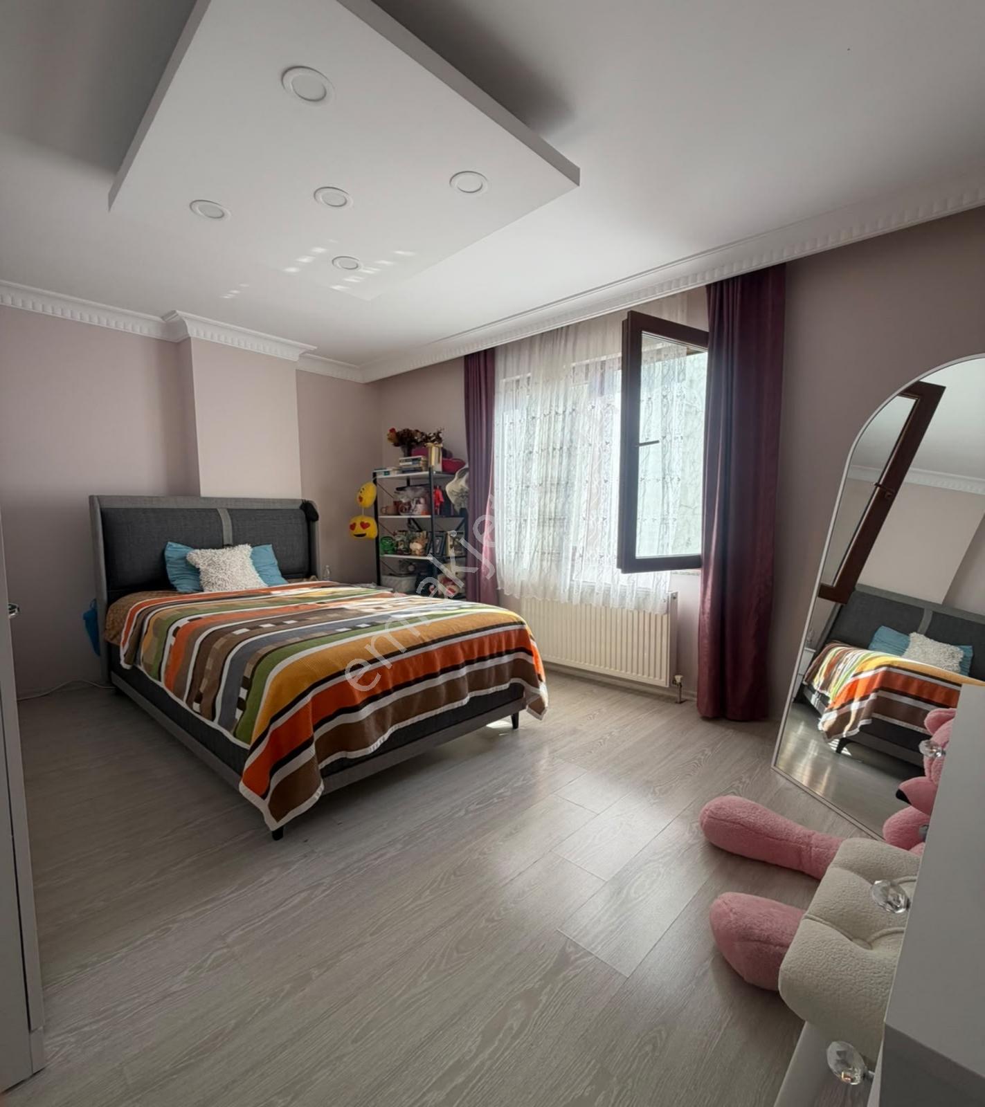 Yeşilovada Cennet Metrobüse 5 Dakika Mesafede Çok Geniş 3+1 — fotoğraf 18