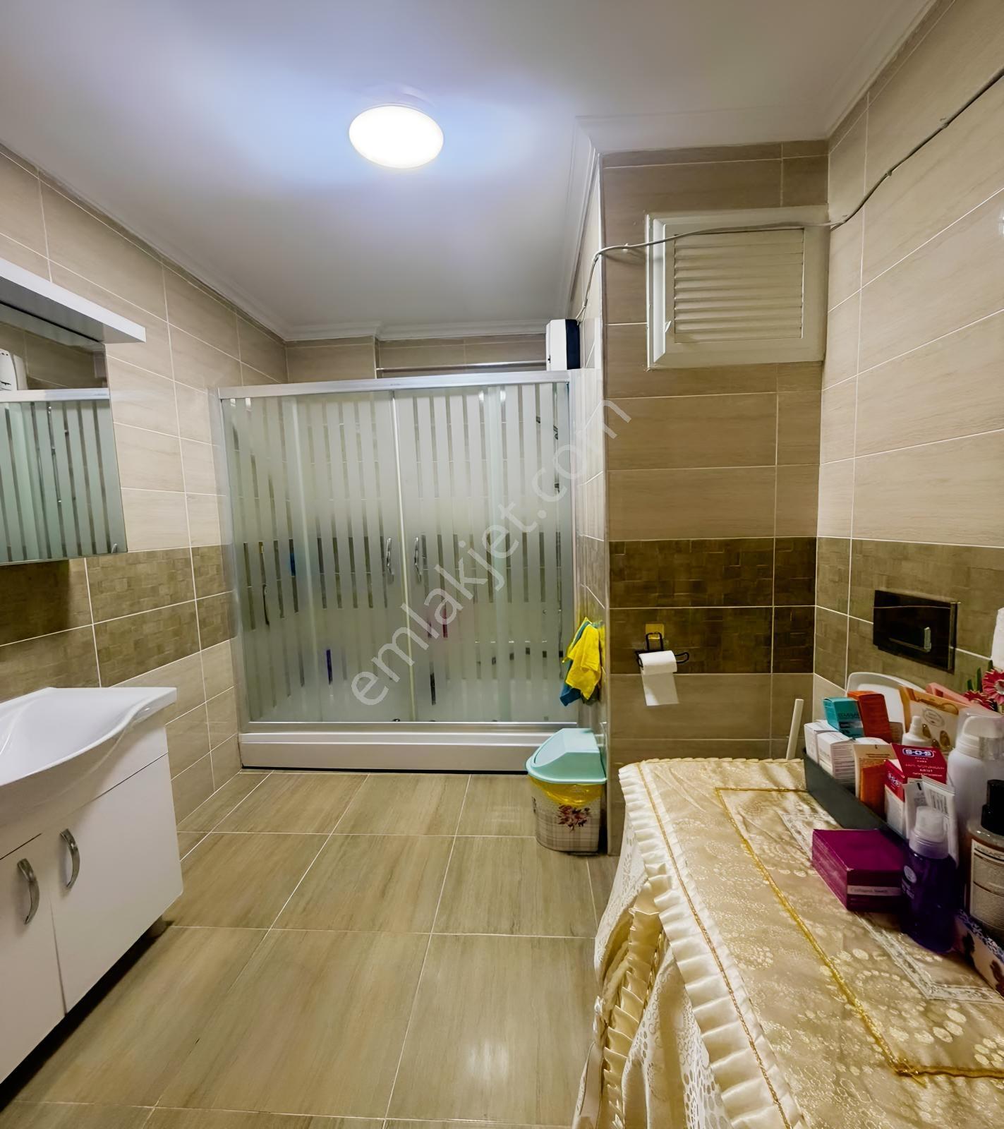 Yeşilovada Cennet Metrobüse 5 Dakika Mesafede Çok Geniş 3+1 — fotoğraf 32