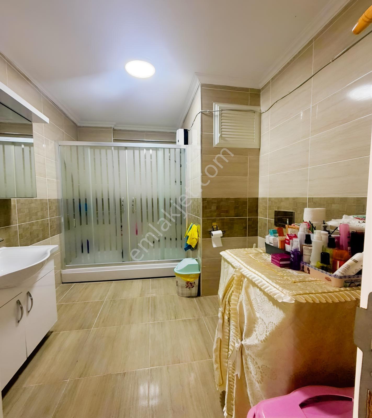Yeşilovada Cennet Metrobüse 5 Dakika Mesafede Çok Geniş 3+1 — fotoğraf 33