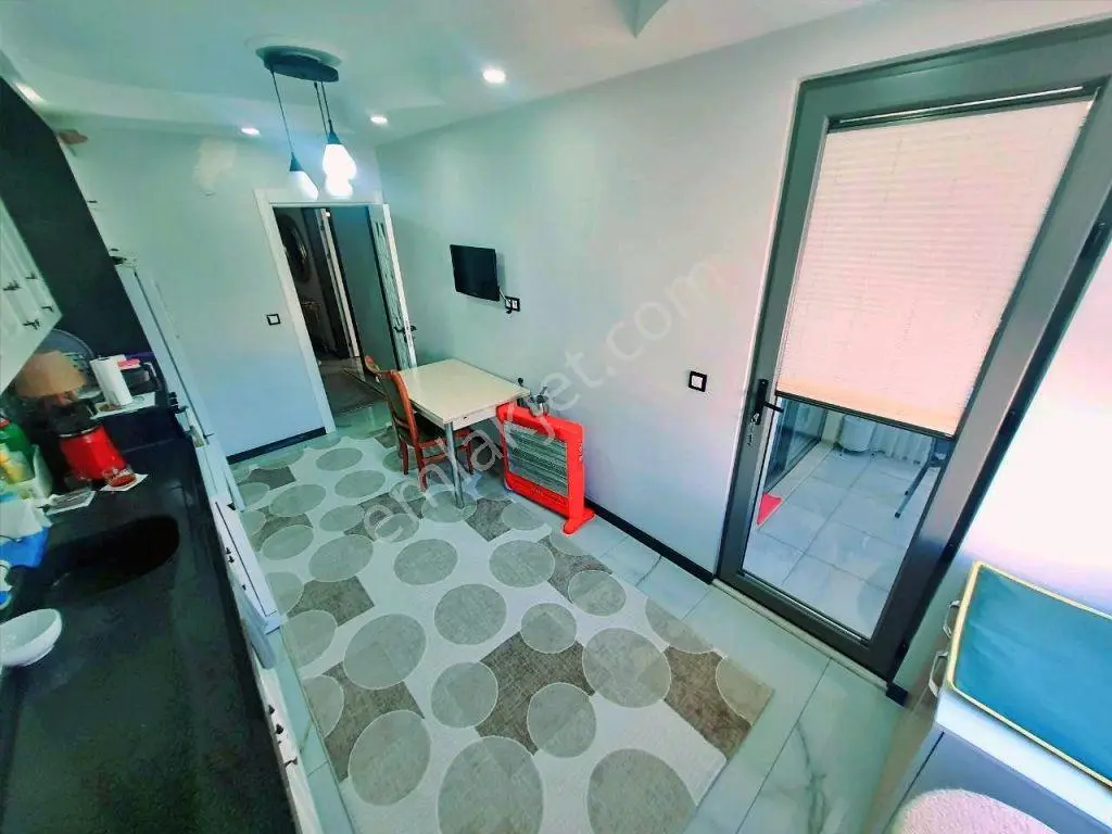 Uytundan Akçay'da Doğalgazlı Kapalı Otoparklı Arakat 2+1 Daire — fotoğraf 16
