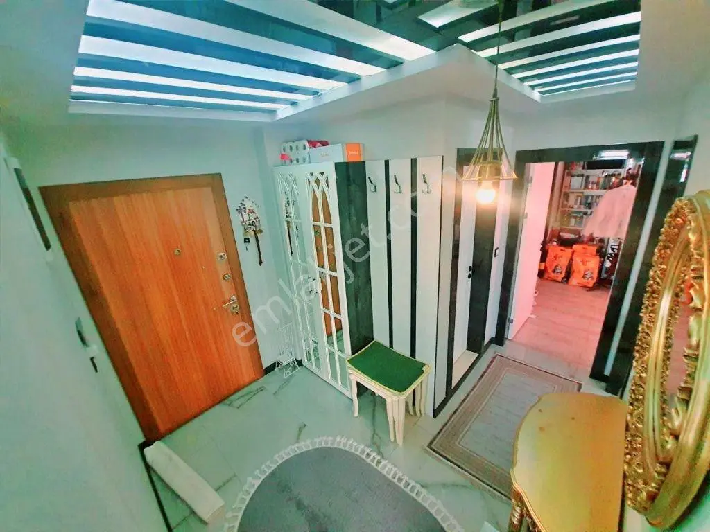 Uytundan Akçay'da Doğalgazlı Kapalı Otoparklı Arakat 2+1 Daire — fotoğraf 21