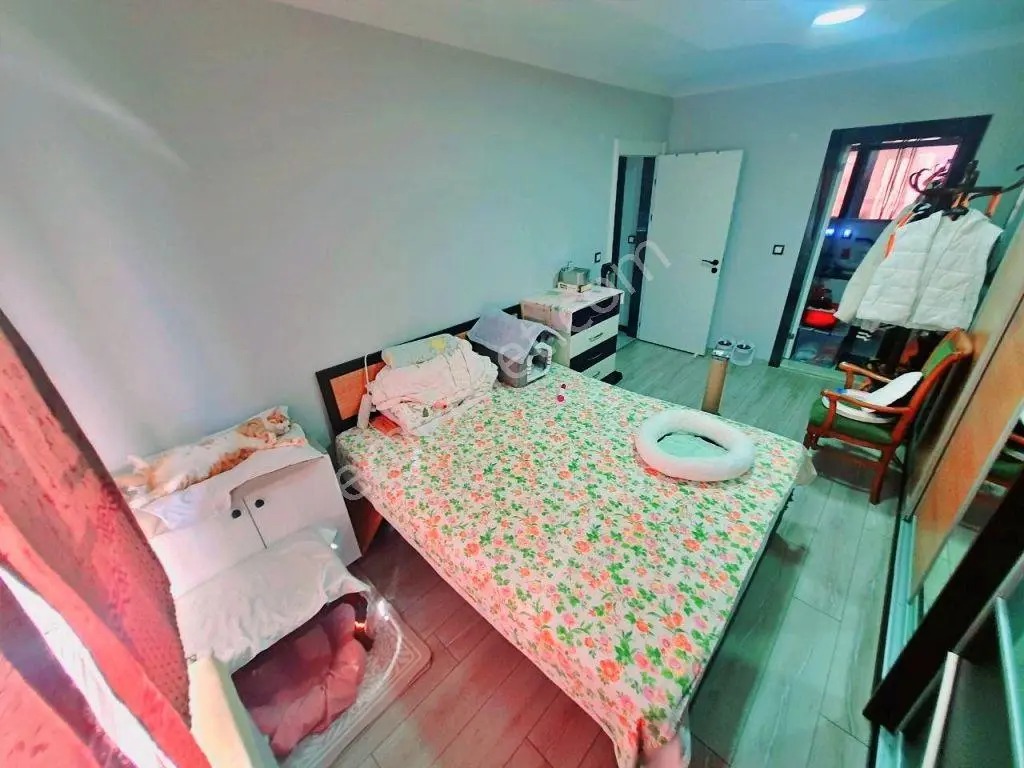 Uytundan Akçay'da Doğalgazlı Kapalı Otoparklı Arakat 2+1 Daire — fotoğraf 33