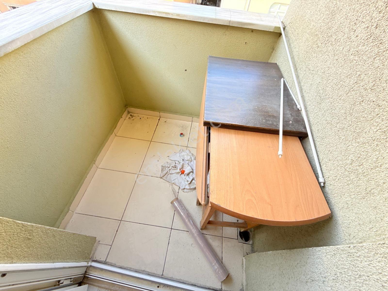 Arzu Emlaktan Gazi Mah Satılık Balkonlu 2+1 Arakat Daire — fotoğraf 38