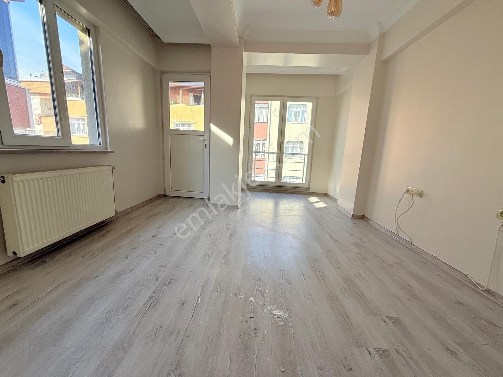 Arzu Emlaktan Gazi Mah Satılık Balkonlu 2+1 Arakat Daire — fotoğraf 42