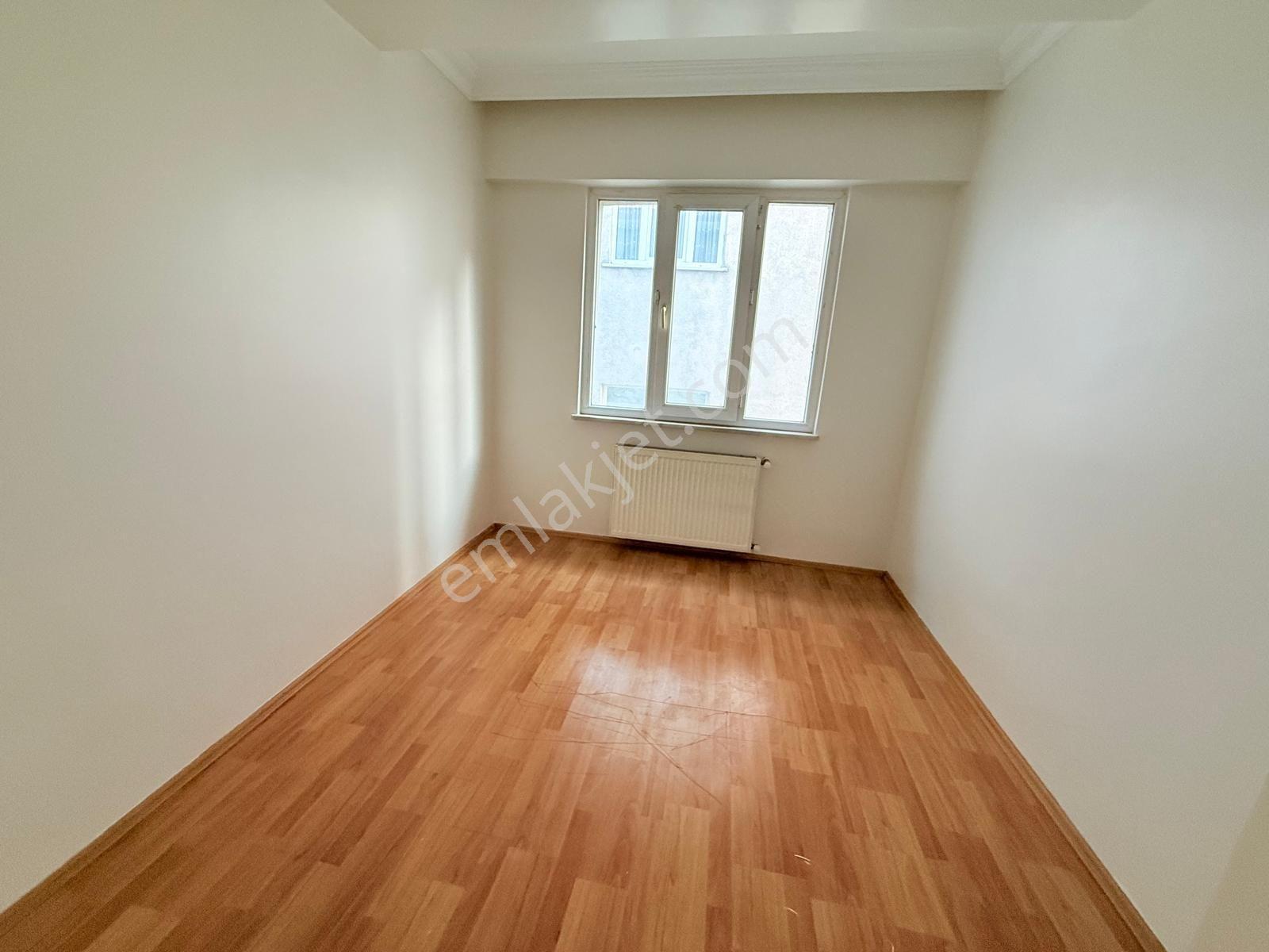 Arzu Emlaktan Gazi Mah Satılık Balkonlu 2+1 Arakat Daire — fotoğraf 51