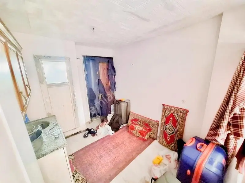 Satılık 1+0 Hazır Kiracılı Merkezi Konumda Satılık Daire — fotoğraf 4