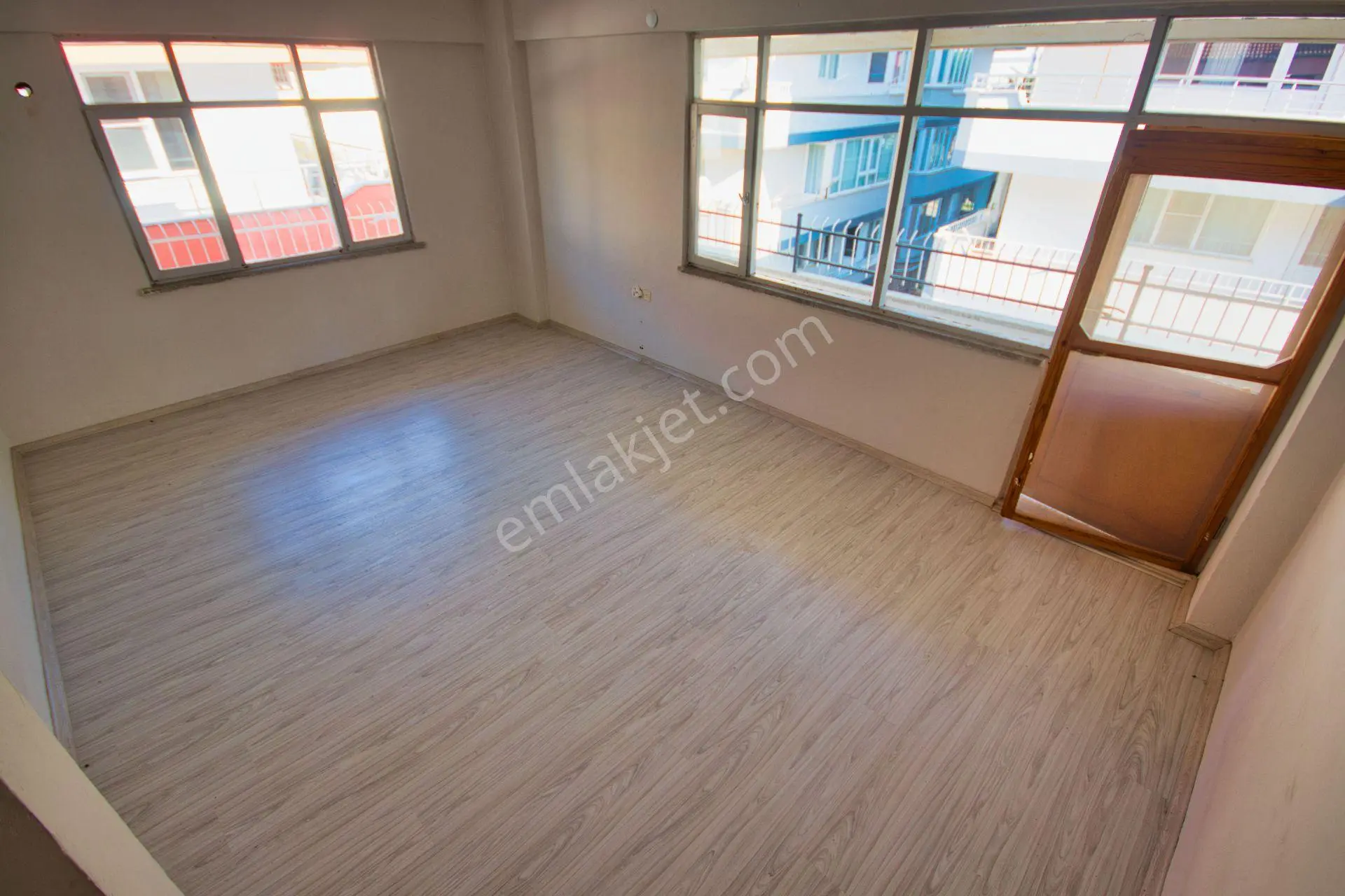 Sadece Aktif'ten Akçay'da Satılık Denize 400mt Barbekülü Çift Wcli Ferah 2+1 Daire — fotoğraf 7