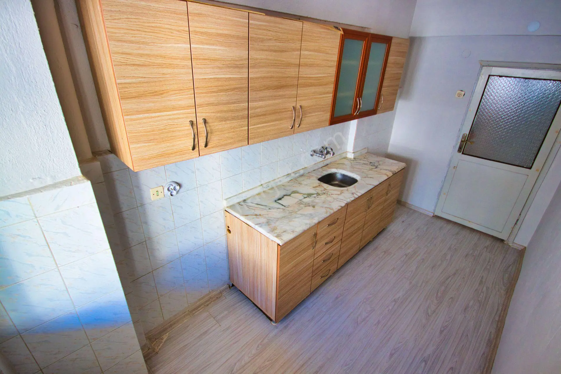 Sadece Aktif'ten Akçay'da Satılık Denize 400mt Barbekülü Çift Wcli Ferah 2+1 Daire — fotoğraf 12