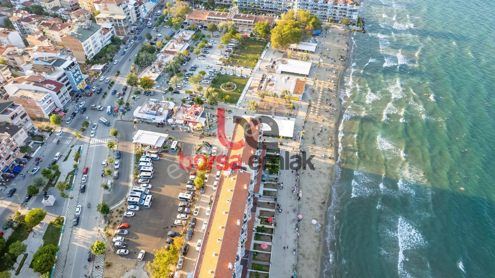 Kumbağ Pazar Sokağında Satılık Köşe Bitişik Nizam İmarlı Arsa — fotoğraf 12