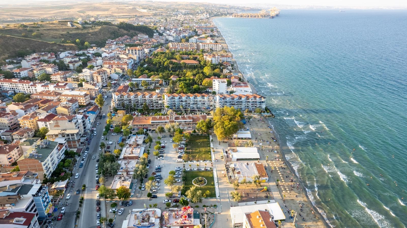 Kumbağ Pazar Sokağında Satılık Köşe Bitişik Nizam İmarlı Arsa — fotoğraf 18