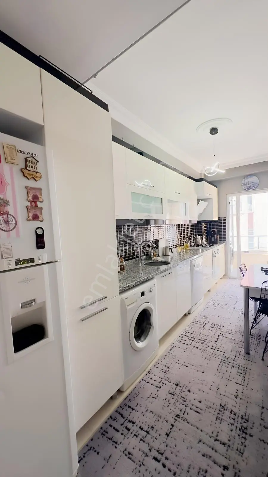 Esenyurt Mehterçeşme'de Satılık Bakımlı 2+1 Daire — fotoğraf 4