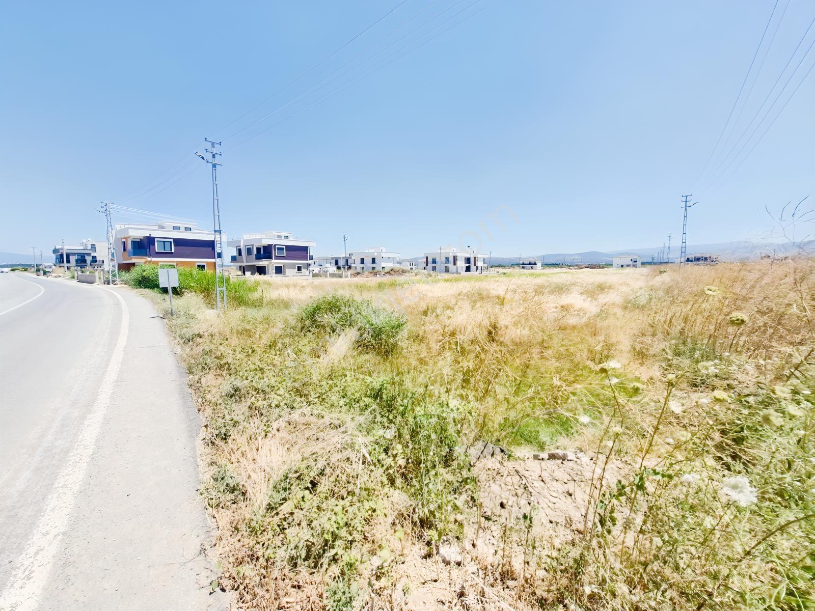 Huzur^dan Denize Yürüme Mesafesinde Müstakil Köşe Parsel Arsalar — fotoğraf 5