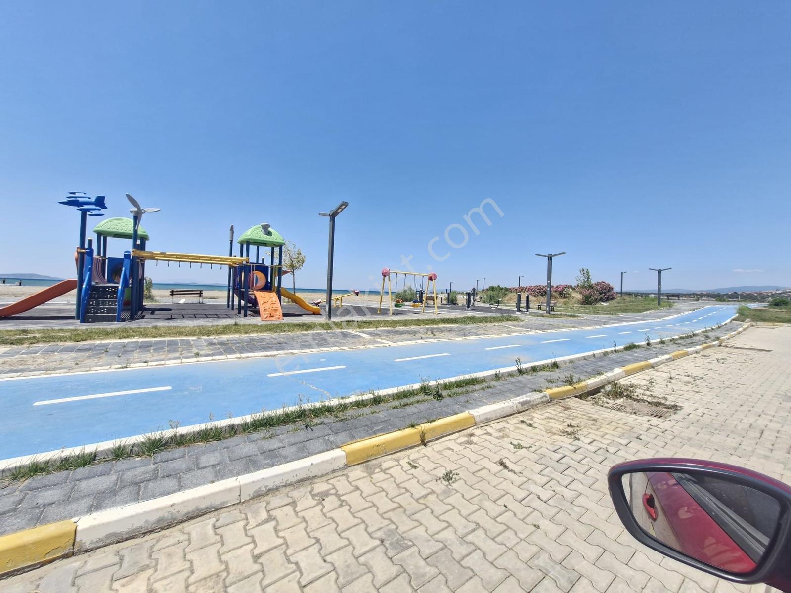 Huzur^dan Denize Yürüme Mesafesinde Müstakil Köşe Parsel Arsalar — fotoğraf 12