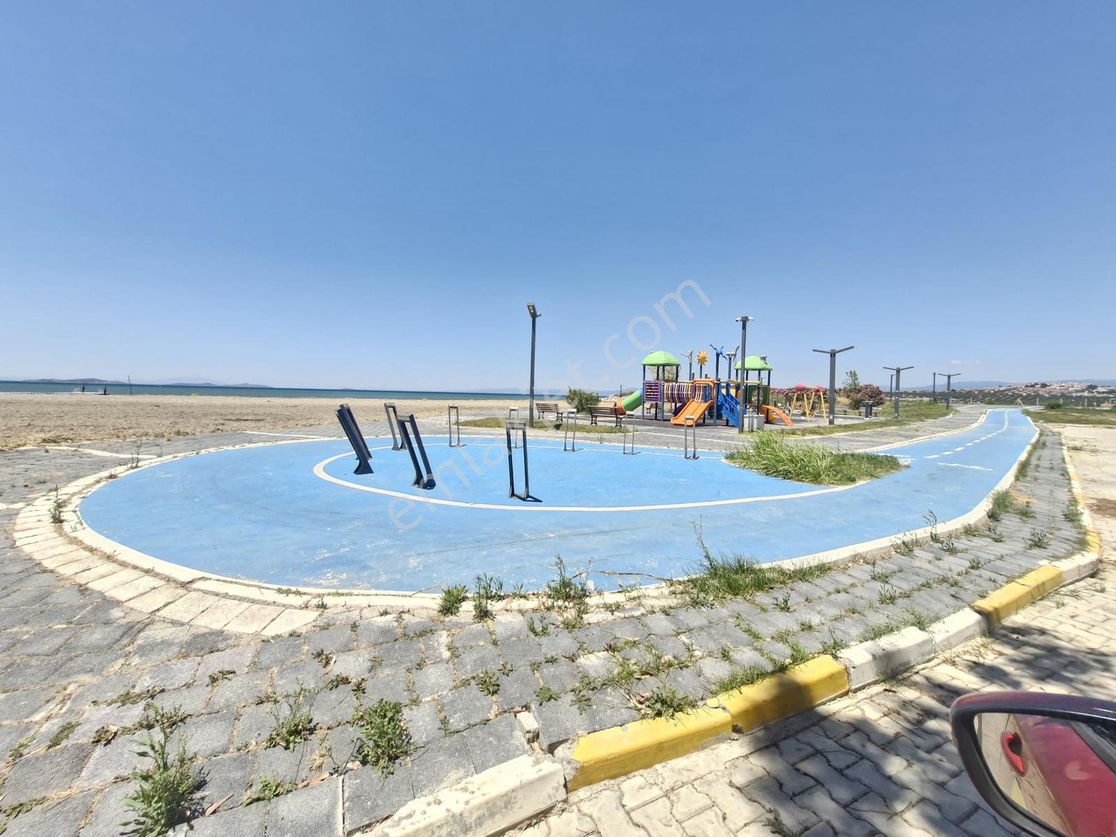 Huzur^dan Denize Yürüme Mesafesinde Müstakil Köşe Parsel Arsalar — fotoğraf 13