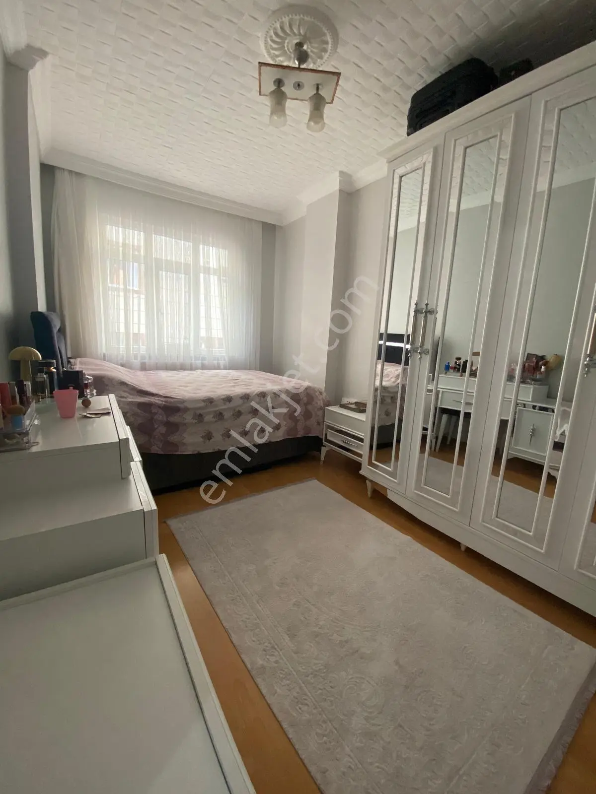 Zübeyde Hanım Mahallesi'nde Satılık Ara Kat Daire — fotoğraf 3