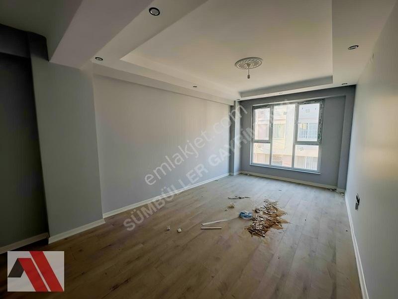 Sümbüller'den Arakat Çift Balkonlu Yerden Isıtmalı 2+1 Daire — fotoğraf 2