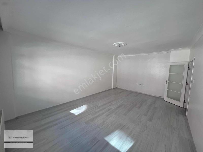 !! Gimsa Yakını Full Yapılı 3+1 Fırsat !! — fotoğraf 2