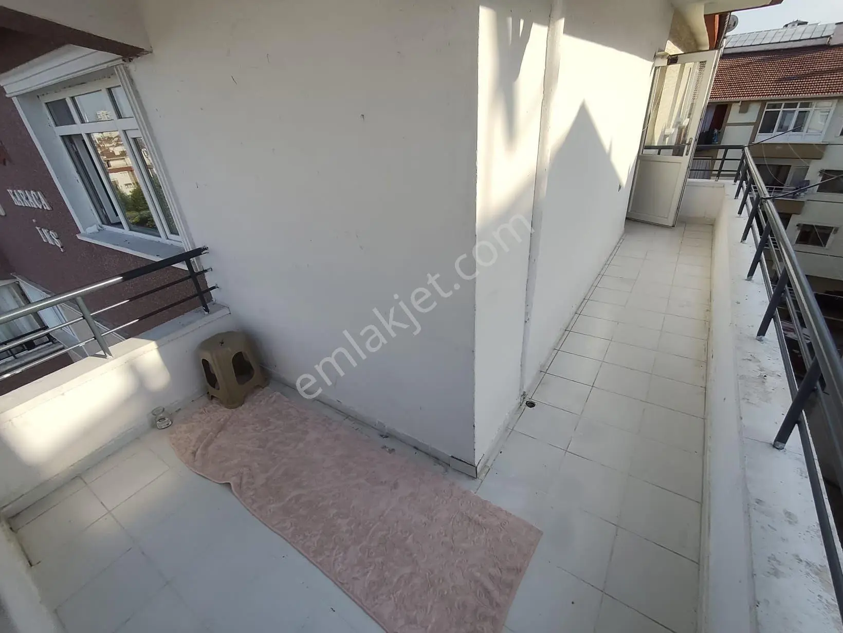 Yılmaz Gayrımenkulden 130 Metre Kare 3+1 Yapılı Masrafsız Koşe Başı — fotoğraf 6
