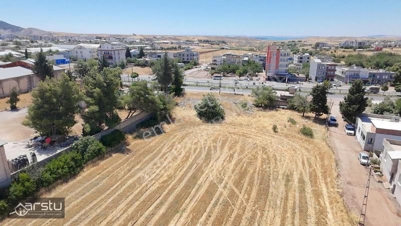 Arstu Gm Fatma'dan Bulvara Sıfır Satılık Arsa — fotoğraf 4