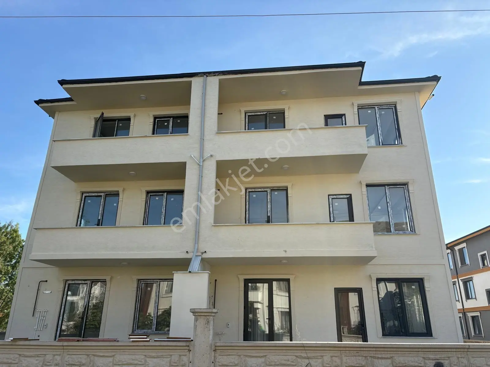 Sakarya Karasu Da Havuzlu Sitede Lüks Ara Kat 2+1 Daire — fotoğraf 2