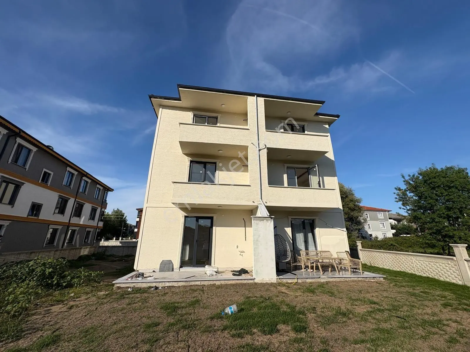 Sakarya Karasu Da Havuzlu Sitede Lüks Ara Kat 2+1 Daire — fotoğraf 3