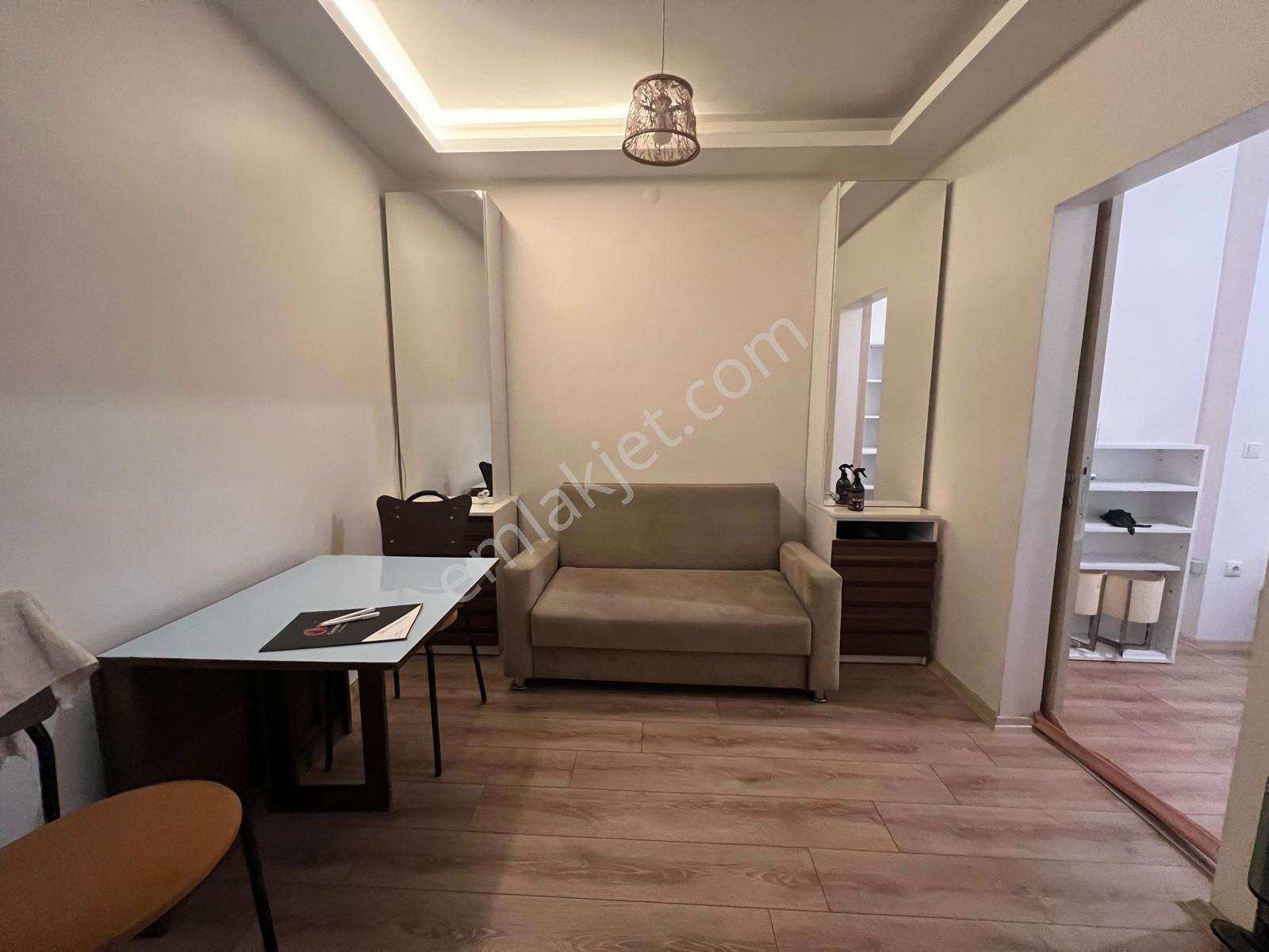 Oben'den Şenesenevler Kocayol Caddesi Üzerinde 2+1 Net 75 M² — fotoğraf 21
