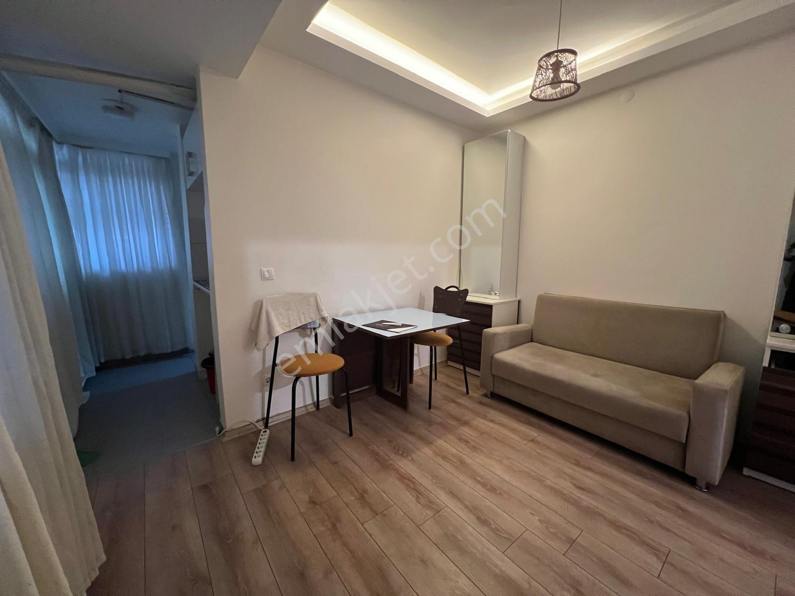Oben'den Şenesenevler Kocayol Caddesi Üzerinde 2+1 Net 75 M² — fotoğraf 22