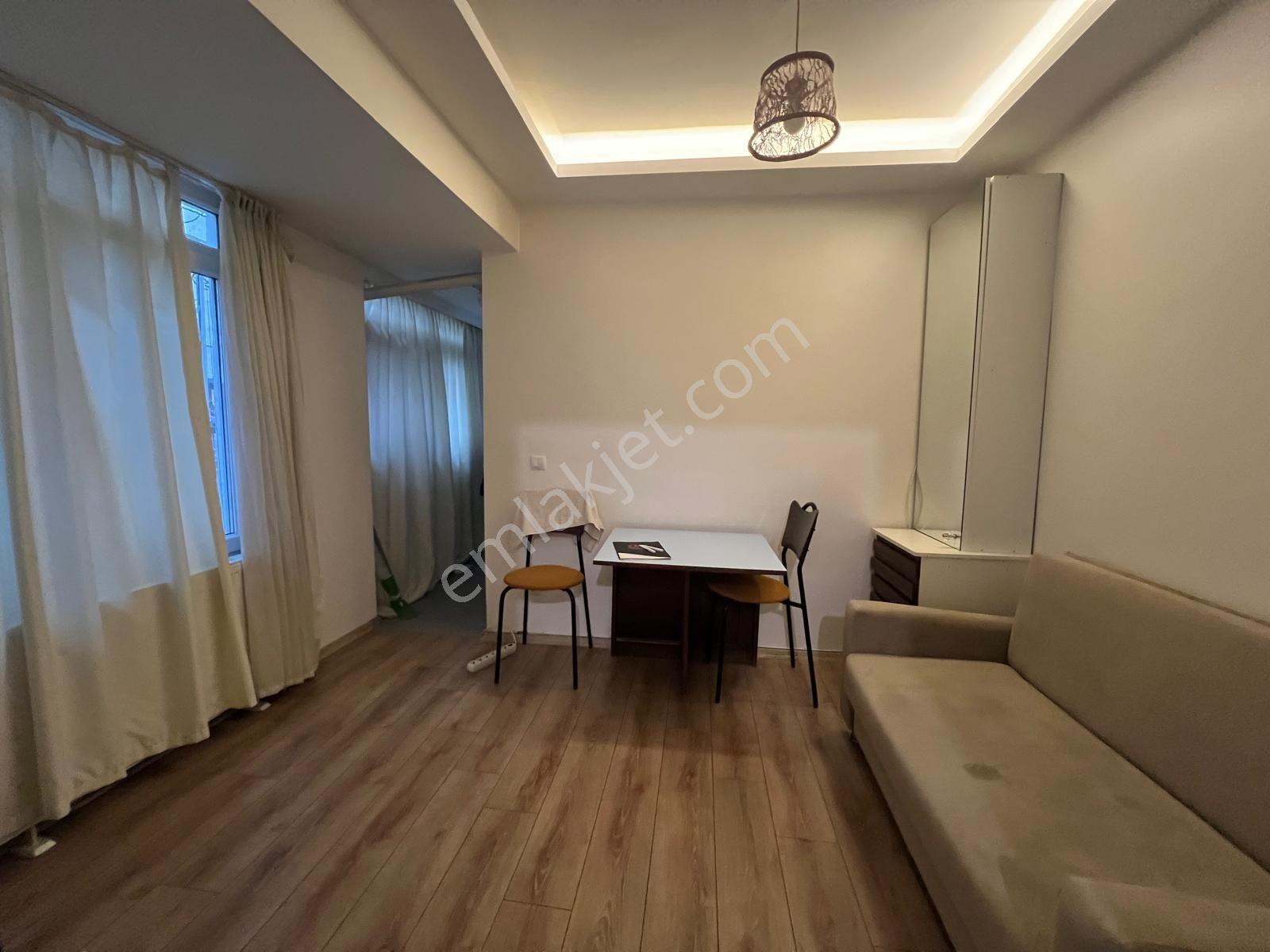 Oben'den Şenesenevler Kocayol Caddesi Üzerinde 2+1 Net 75 M² — fotoğraf 25