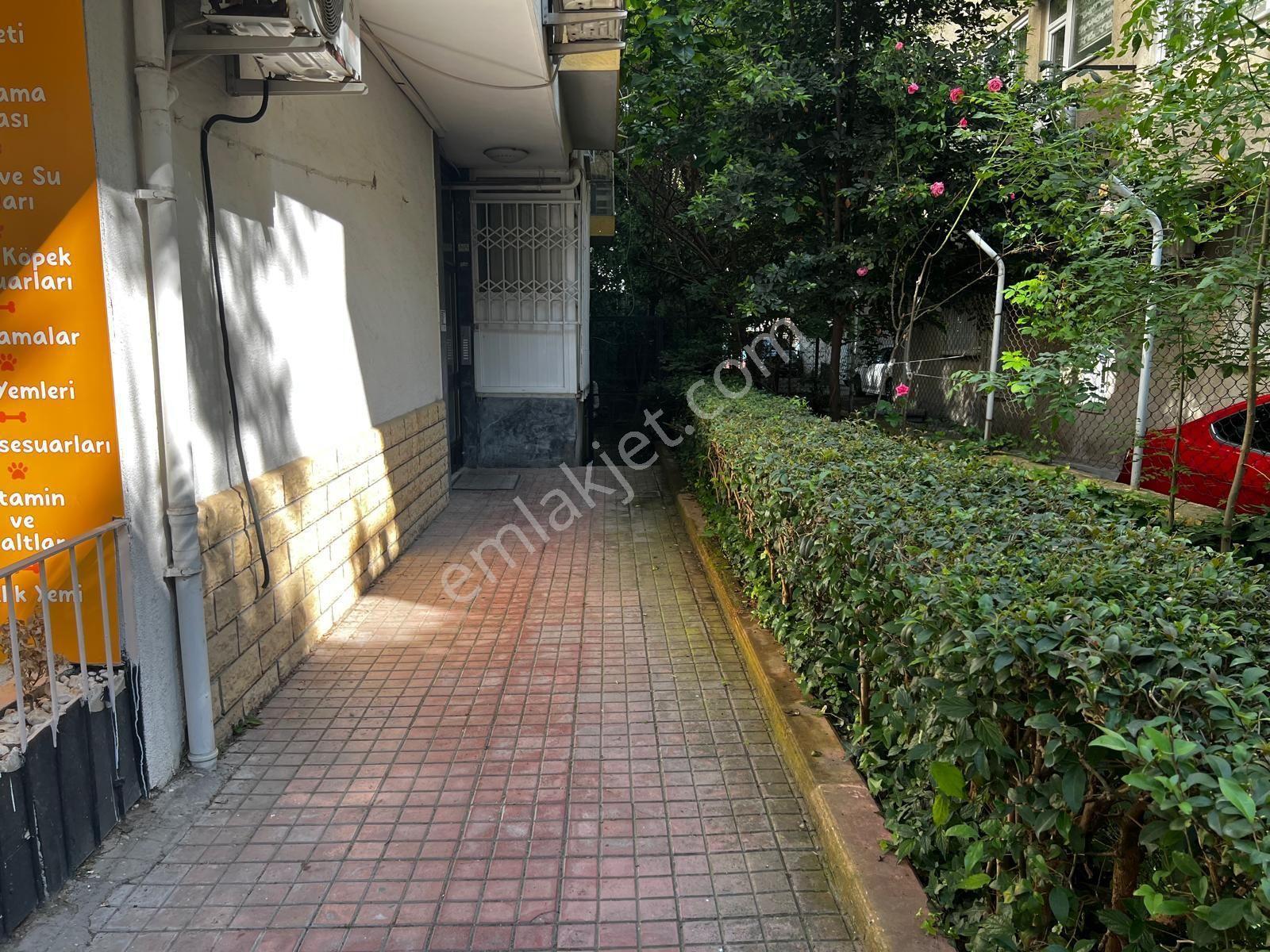 Oben'den Şenesenevler Kocayol Caddesi Üzerinde 2+1 Net 75 M² — fotoğraf 30