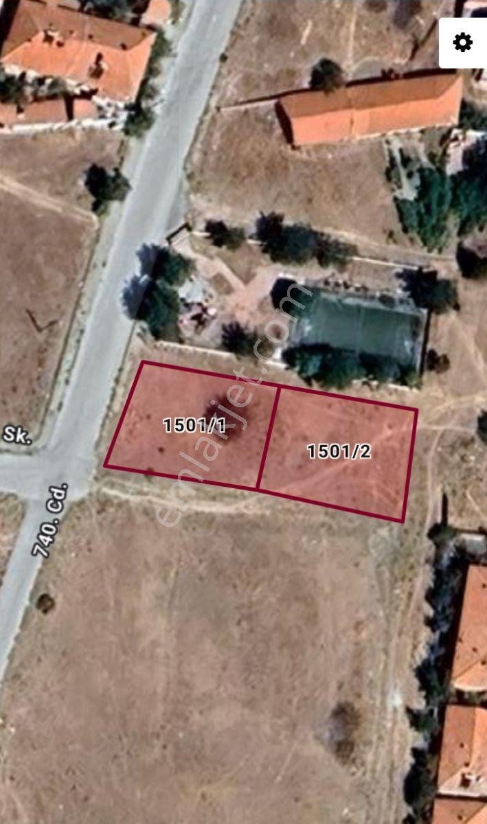 Karşıyaka Mah. 1044 M² Arsa