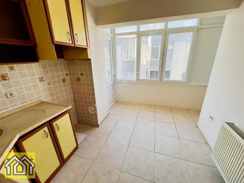 Agora Avm Karşısı Çift Cephe Aydınlık Ferah 3+1 — fotoğraf 10