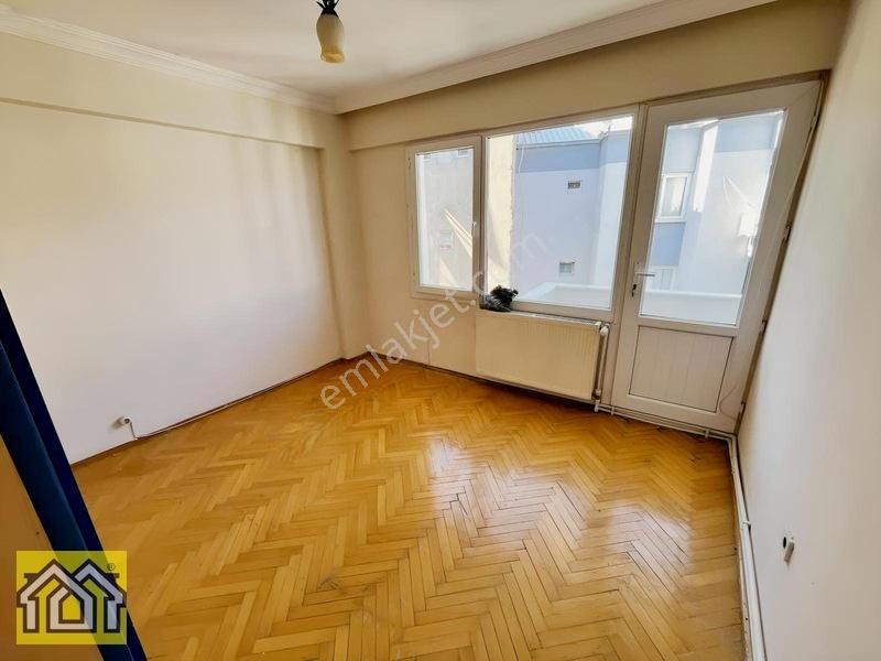 Agora Avm Karşısı Çift Cephe Aydınlık Ferah 3+1 — fotoğraf 16