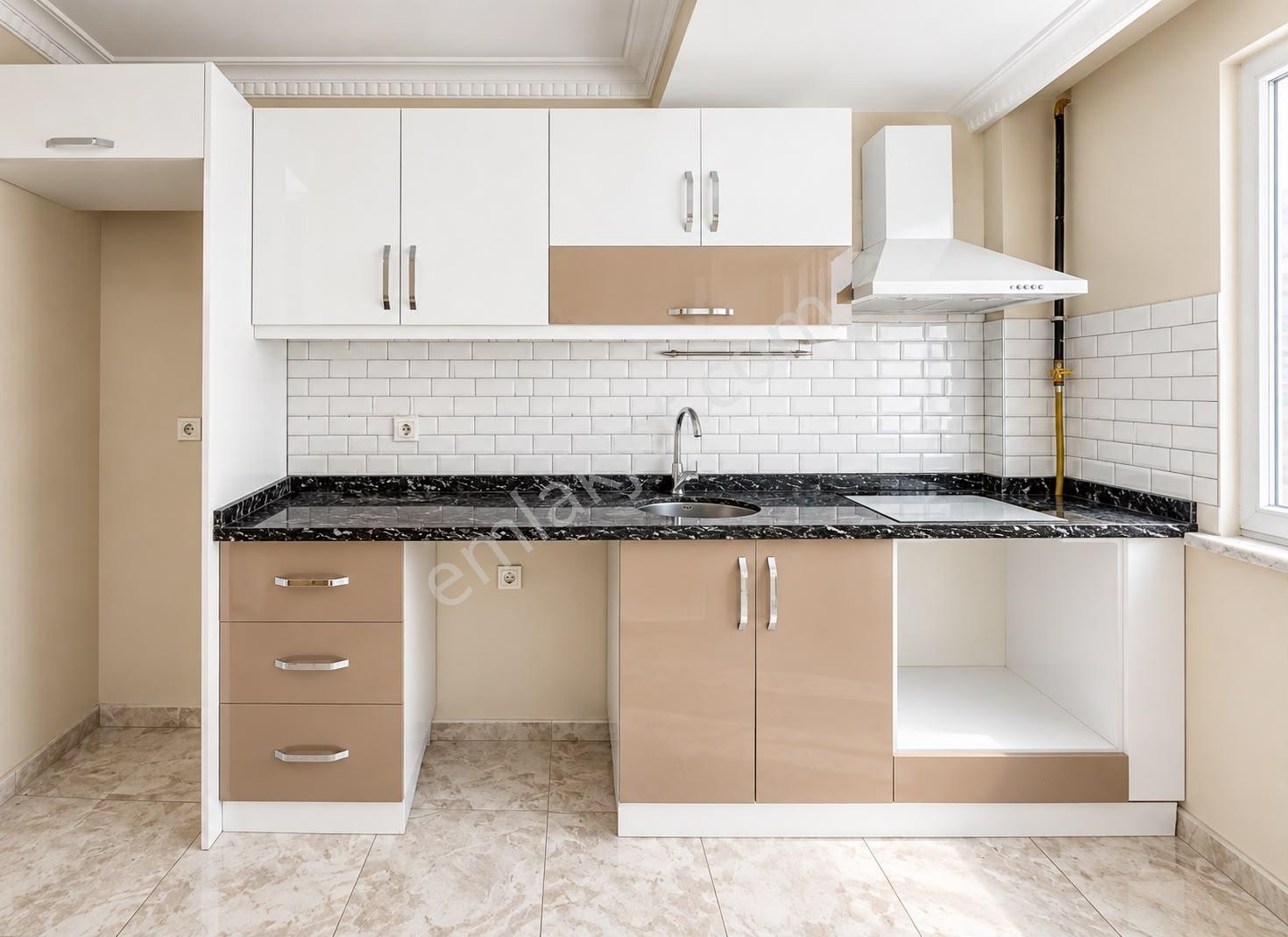 Hürriyet Salı Pazarı Civarı 6 Yıllık 2+1 95 M2 Satılık Boş Daire — fotoğraf 6