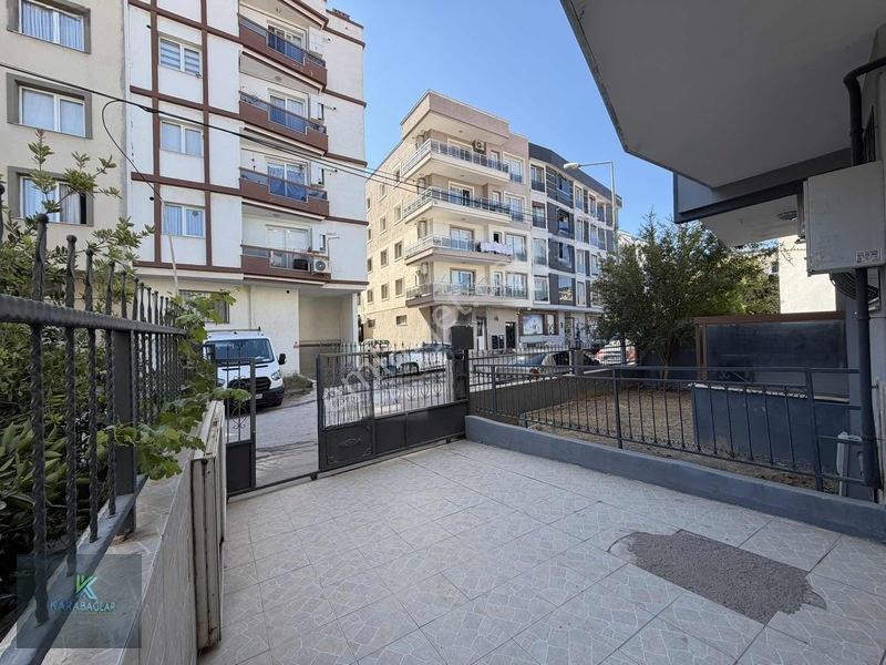 Menderes Belediye Yakını 2+1 Yüksek Giriş Yeni Bina Otoparklı — fotoğraf 8