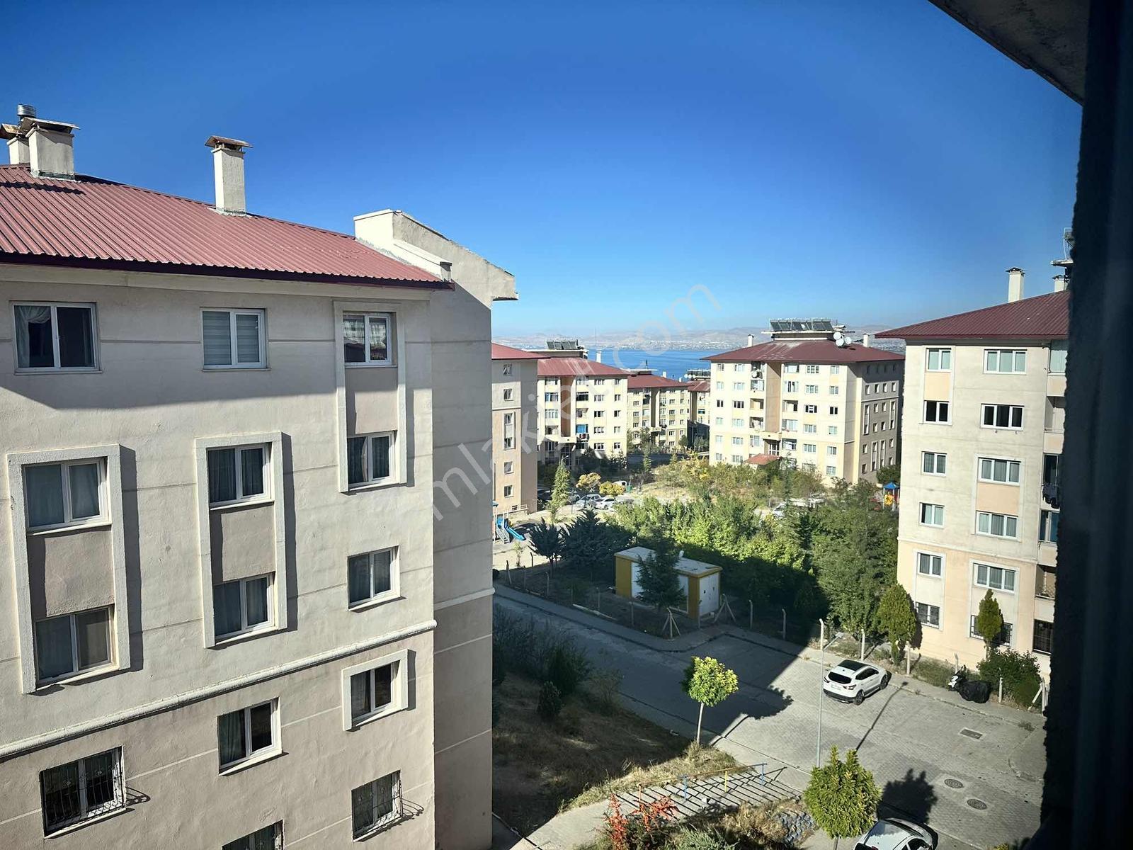 Satılık 3+1 Daire | Edremit Yeni Toki 7. Etap | Göl Manzaralı — fotoğraf 25