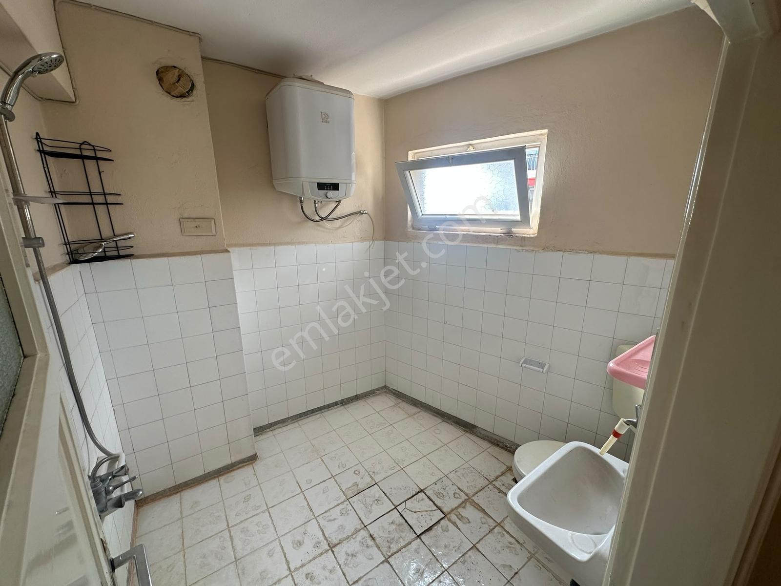 Final'den Cadde Üzeri Satılık 2+1 Arakat Bakımlı Daire — fotoğraf 19