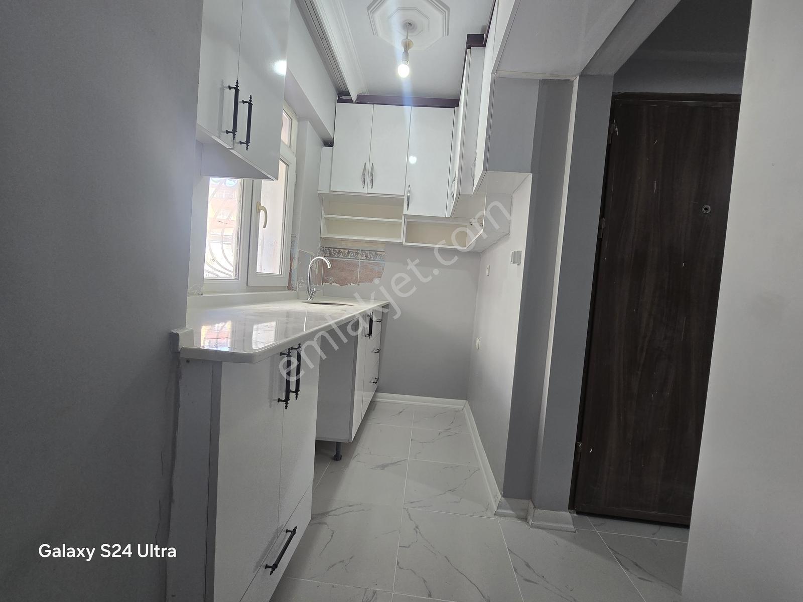 Pusula İnş.tan 50 Yıl Mah Balkonlu 80m2 Yuksek Griş Kat Daire — fotoğraf 5