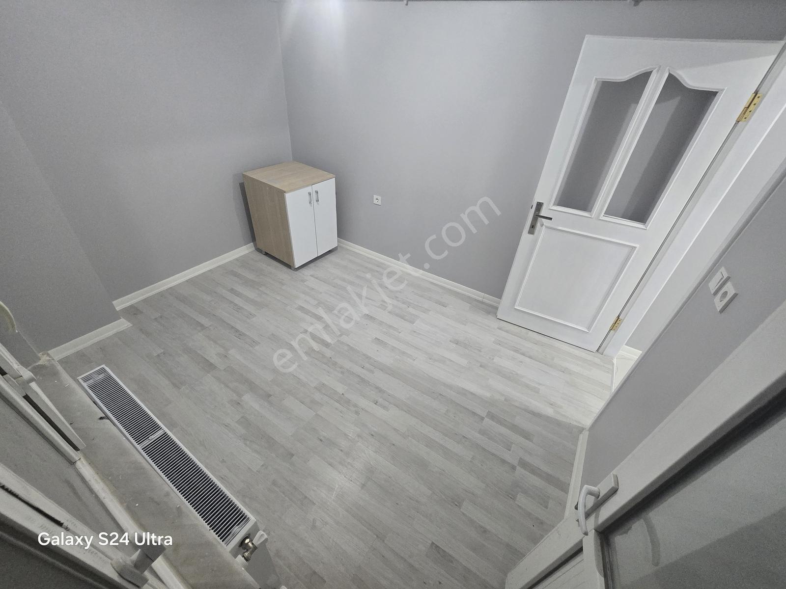 Pusula İnş.tan 50 Yıl Mah Balkonlu 80m2 Yuksek Griş Kat Daire — fotoğraf 17