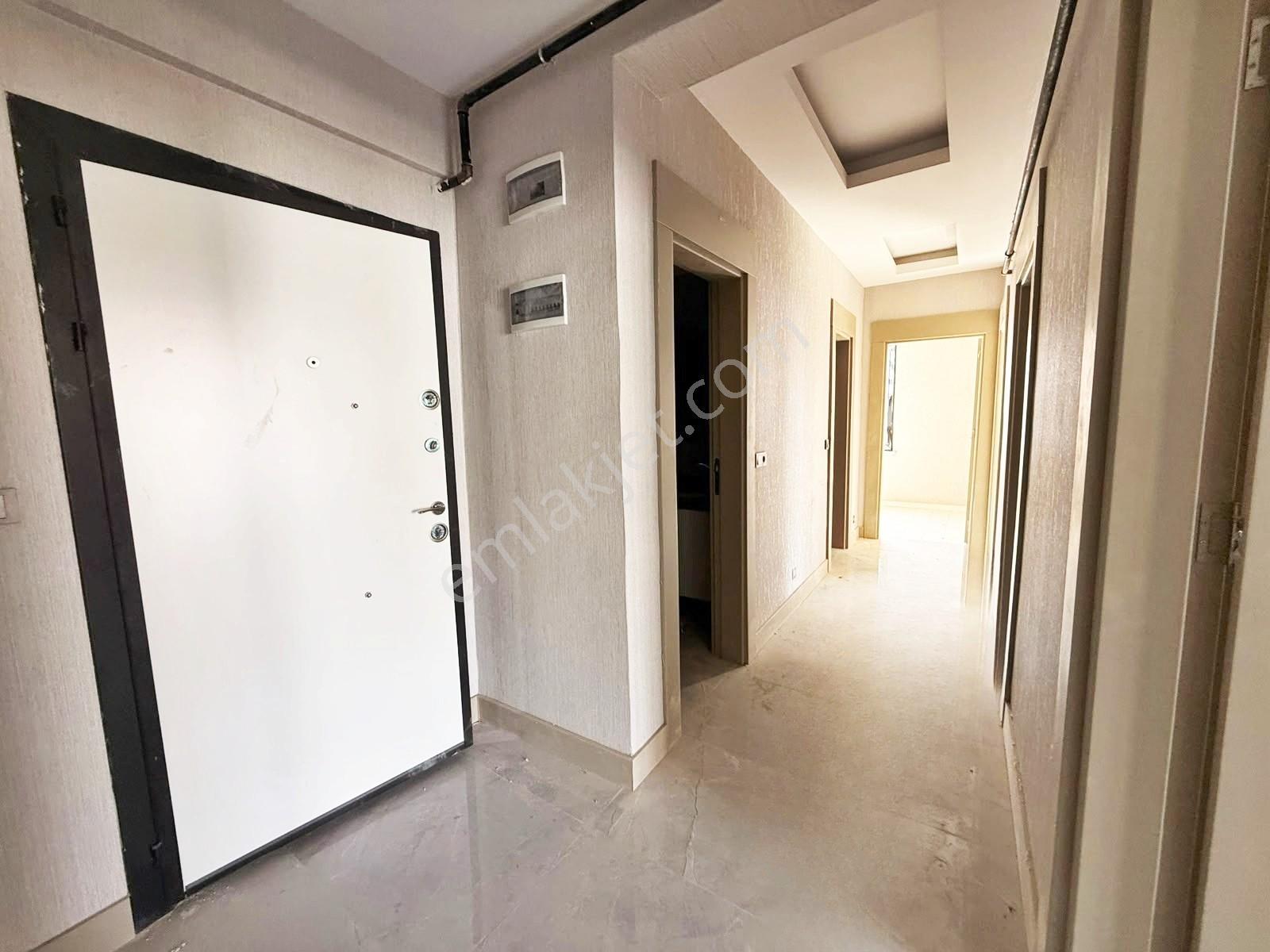 Karacaahmet'te Cadde Üzr.yerden Isıtma Geniş Cam Balkon Lüx 2+1 — fotoğraf 20