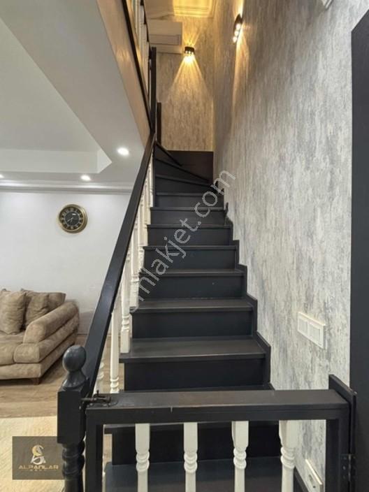 İstasyon Mah. Gültepede 4+2 Satılık 200 M2 Dubleks Daire — fotoğraf 7