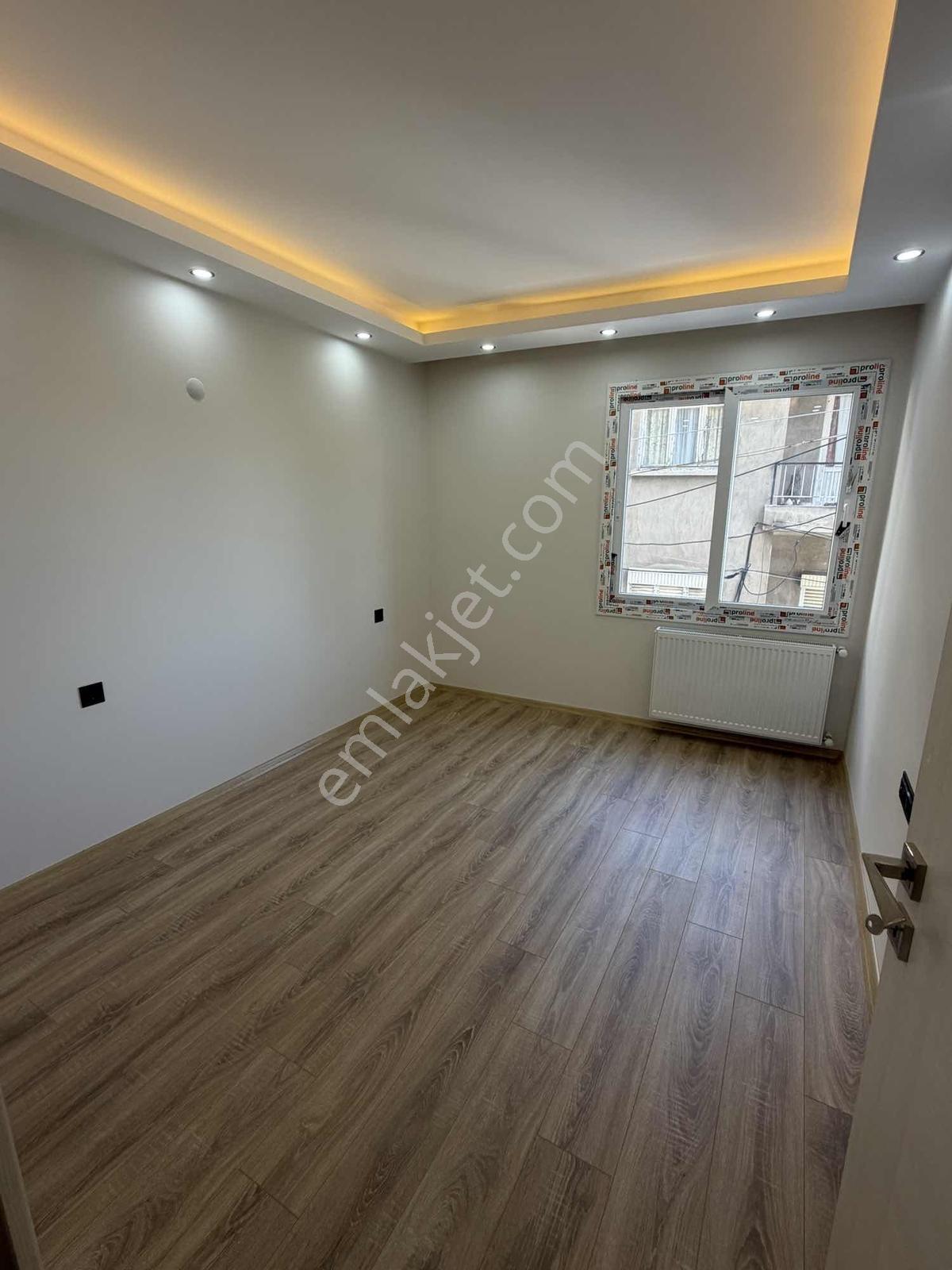 Üçyol Meydana 100 Metre 2+1 Arakat Köşe Tadilatlı Fırsat Satılık — fotoğraf 11