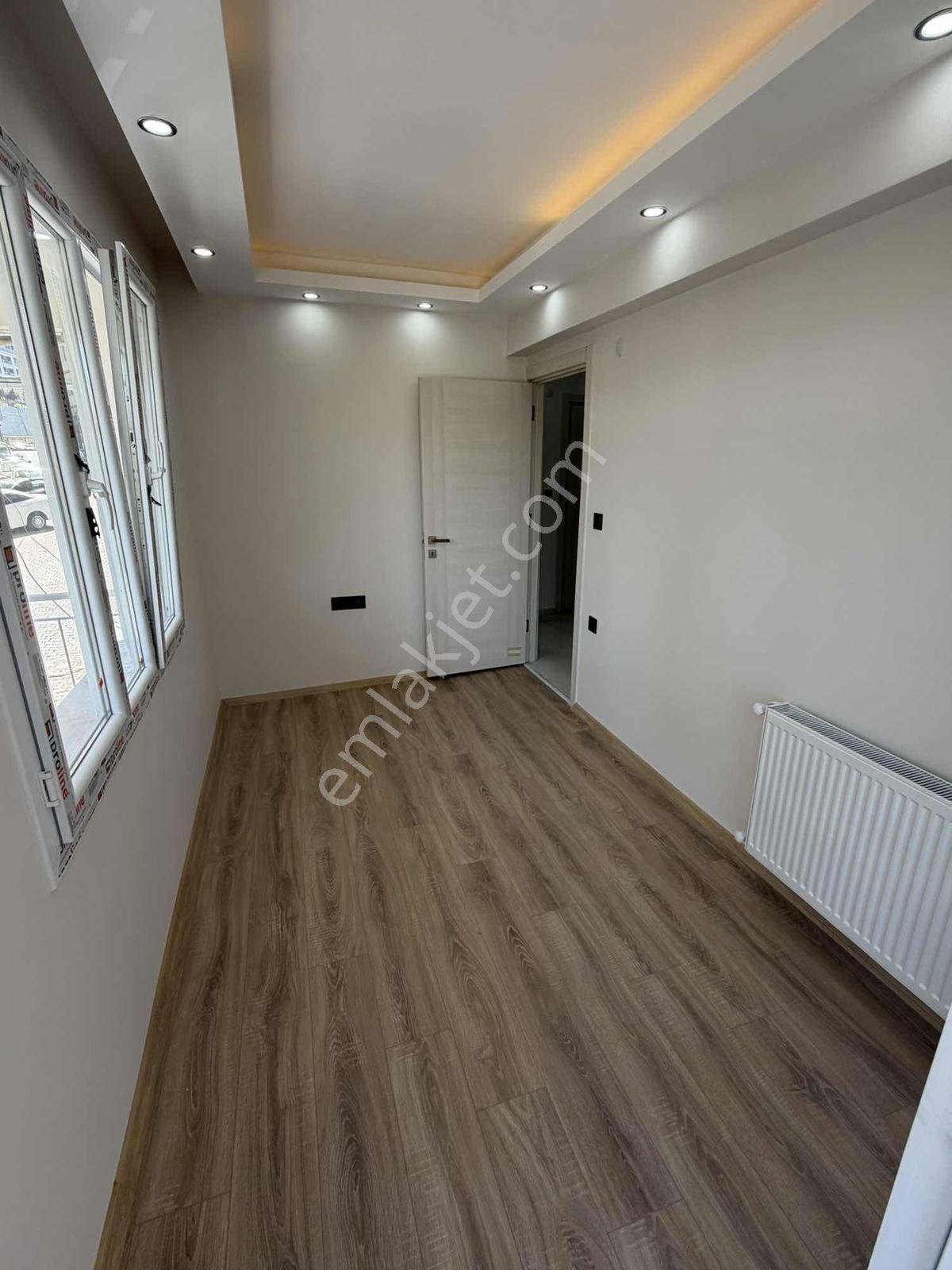 Üçyol Meydana 100 Metre 2+1 Arakat Köşe Tadilatlı Fırsat Satılık — fotoğraf 29